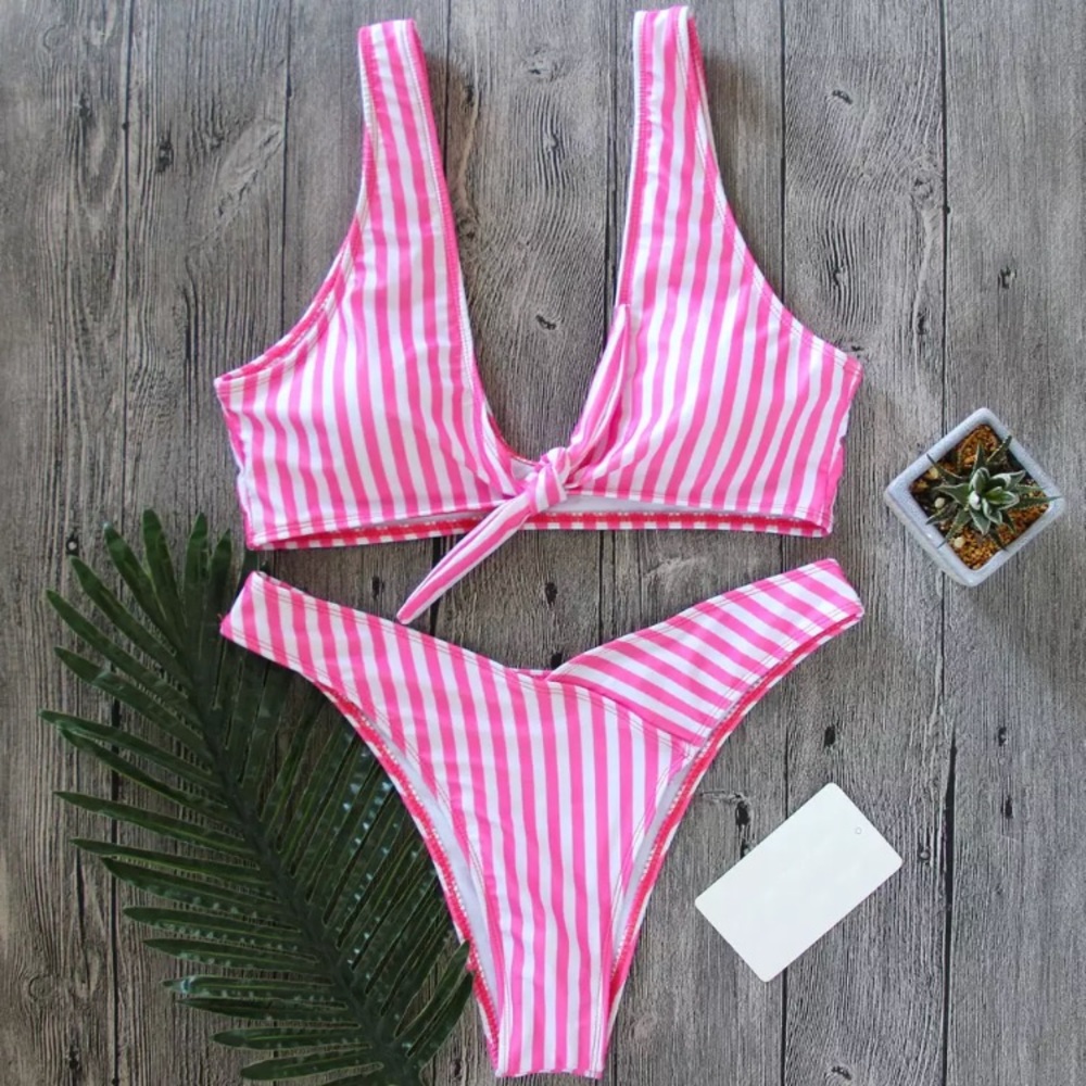 Hot Pink Bikini - Picture 4 of 5